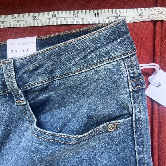 Tribal, willow tree, boutique, hugging, high-rise flare, ankle size 14 NWT - Picture 6 of 8